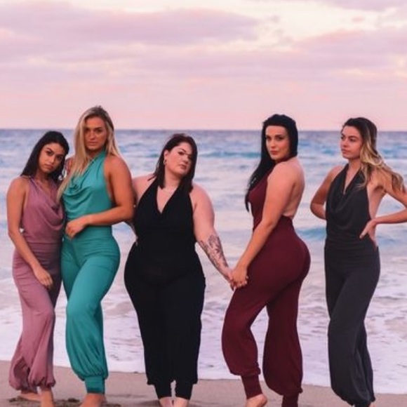 Aria Lattner Black Backless Halter Jumpsuit OS Spandex cotton yoga romper - Picture 3 of 7